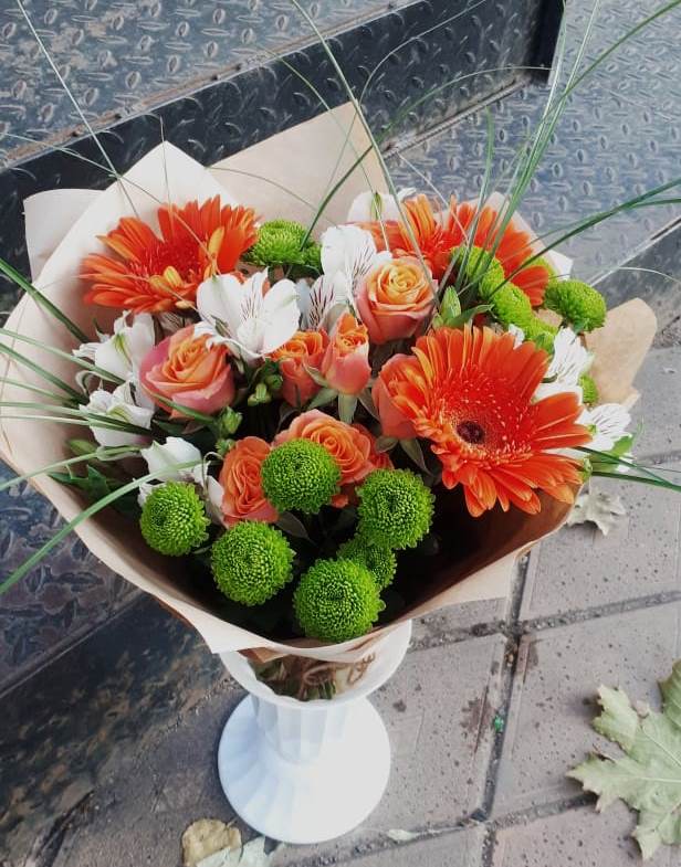 Букет цветов из: Герберы, Хризантемы, Альстромерии и Розы в Кумертау