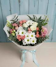 Букет цветов из:  Розы, Лизиантусы и Хризантемы в Кумертау