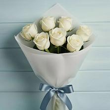 Букет 7 Белых роз Эдлесс Лав в Кумертау