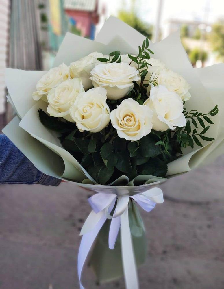 Букет Белые розы Проуд в Кумертау