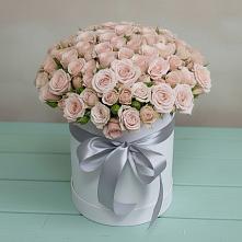 Цветочная композиция из Розы в шляпной коробке в Кумертау