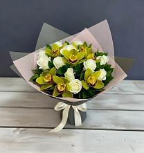 Букет цветов из:  Орхидеи и Розы в Кумертау