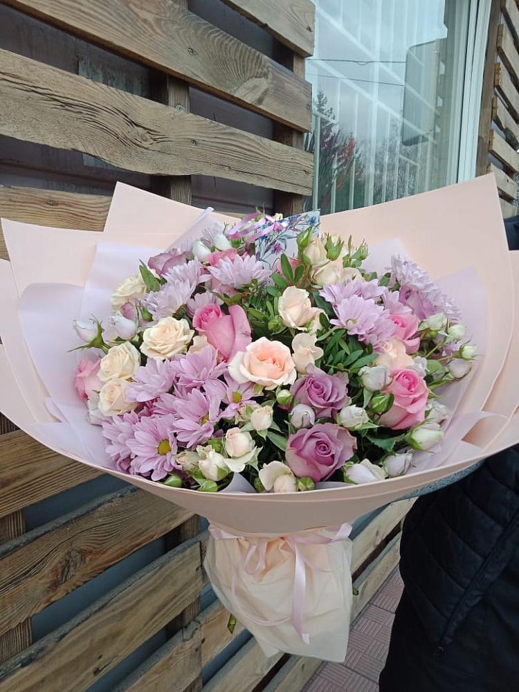 Букет цветов из: Розы и Хризантемы в Кумертау