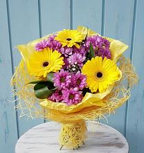 Букет цветов из:  Хризантемы и Герберы в Кумертау