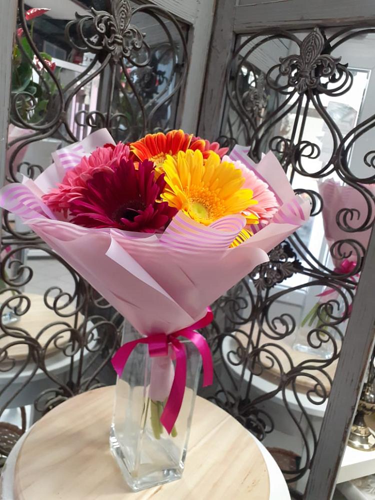 Букет цветов из: Герберы в Кумертау