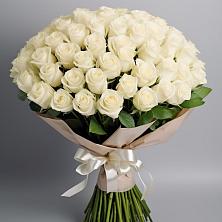 Букет 101 беля роза Белоснежка в Кумертау