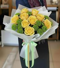 Букет цветов из:  Хризантемы и Розы в Кумертау