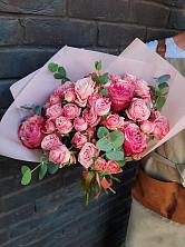 Букет розы в пальмах в Кумертау Букет цветов из: Розы в Кумертау